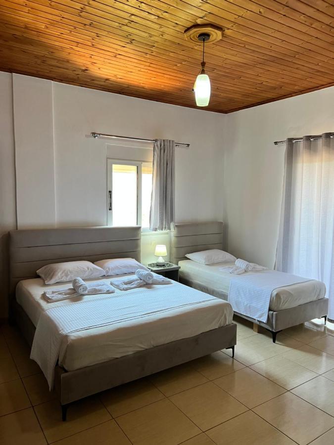 Hotel Moscopole Ksamil Kültér fotó