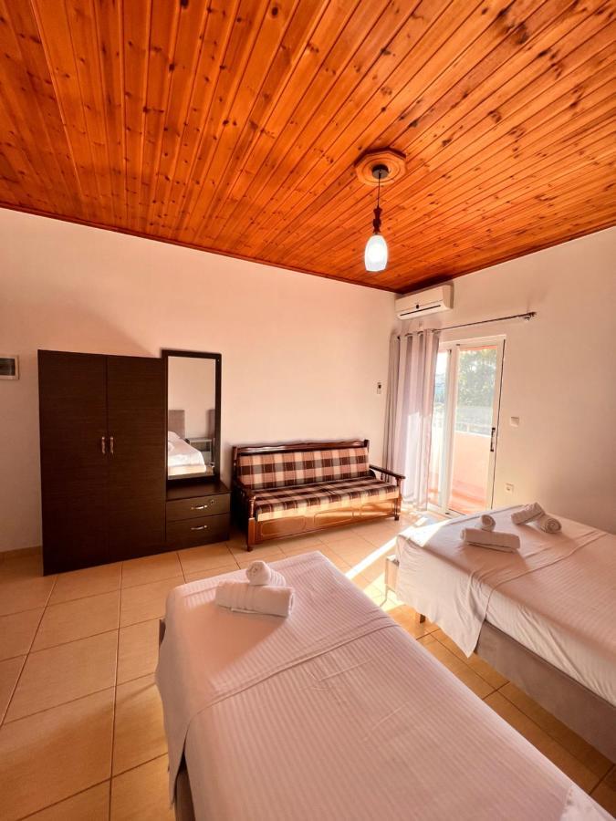 Hotel Moscopole Ksamil Kültér fotó