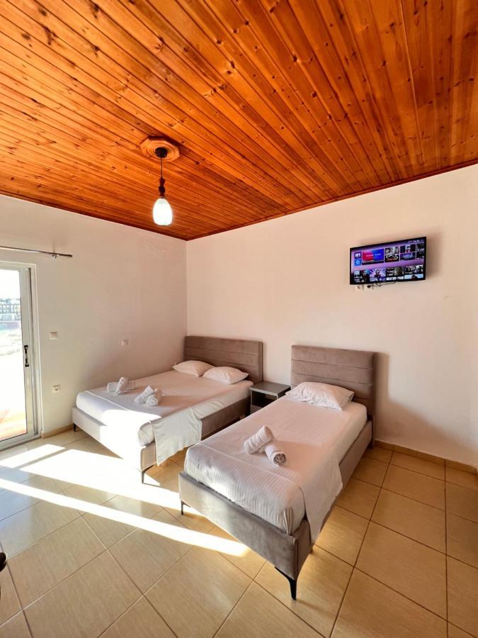 Hotel Moscopole Ksamil Kültér fotó