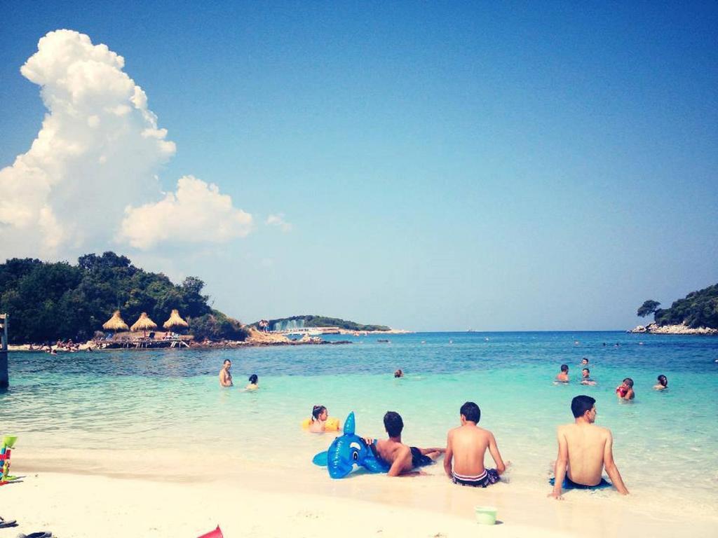 Hotel Moscopole Ksamil Kültér fotó